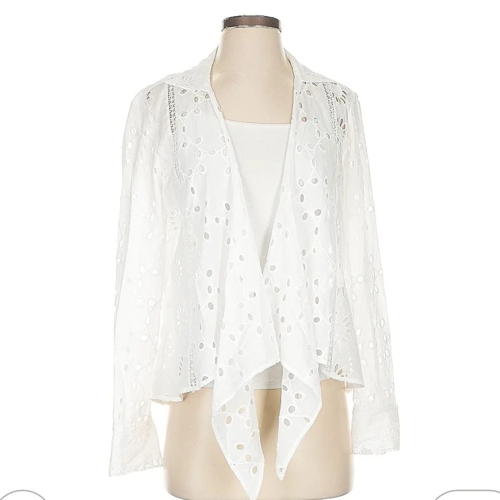 Zara White Eyelet Cardigan Size M